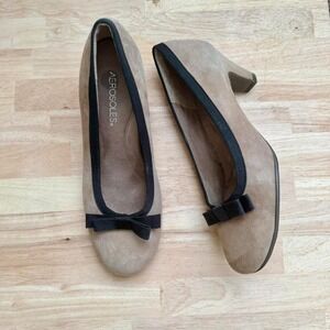 Taupe Suede Ballet Flat Heel Size 8 prep kitten black bow ribbon